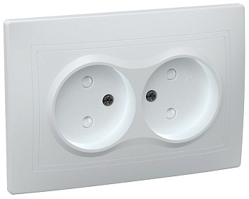 РСш12-2-КБ Розетка 2местн. без з/к с защ.штор. 10А КВАРТА (белый)