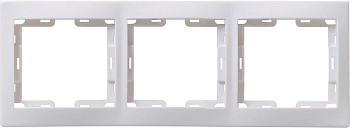 РВ-3-КБ Рамка 3местн. верт. КВАРТА (белый)